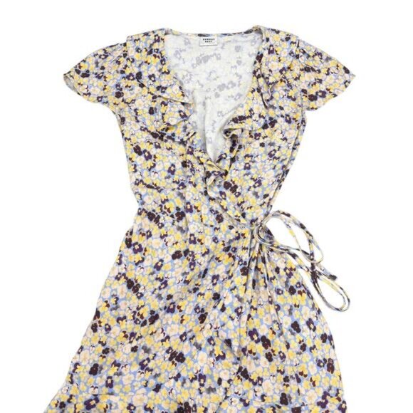 Aritzia Sunday Best Buttercup Wrap Mini Dress Size XS - Picture 4 of 8